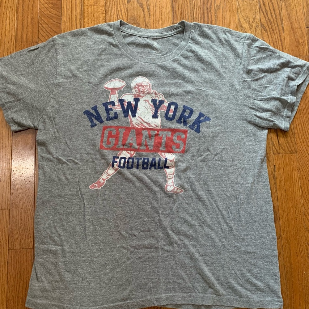 NFL New York Giants Gray Short Sleeve Tee